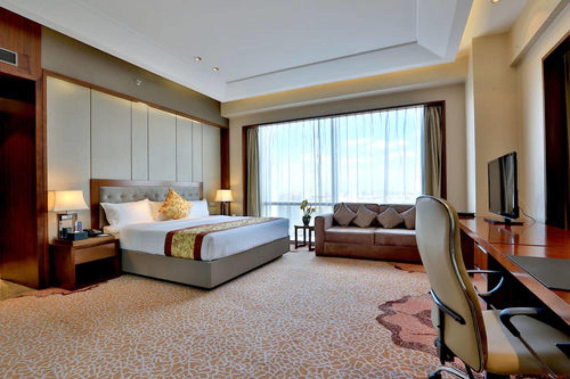 Shenyang Rayfont International Hotel 외부 사진